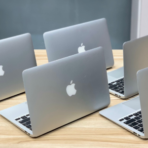 MacBook Air 11” slimmest and lightest mac